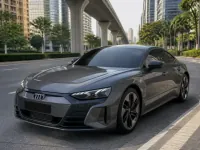 Audi e-tron GT — सामने