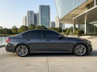BMW 3 Series — पार्श्व