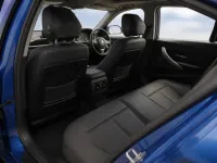 BMW 3 Series — आंतरिक