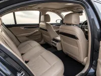 BMW 7 Series — आंतरिक