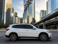 BMW X1 — 측면