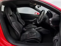 Ferrari 488 — intérieur
