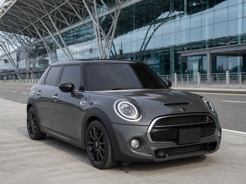 Mini Cooper S — car rental in Bangkok