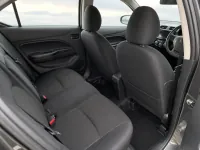 Mitsubishi Attrage — intérieur