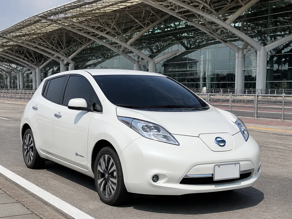 Nissan Leaf — car rental in Bangkok