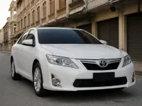 Toyota Camry — 전면
