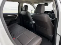 Toyota Fortuner — 실내