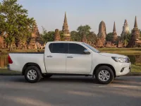 Toyota Hilux Revo Double Cab — पार्श्व