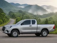 Toyota Hilux Revo Smart Cab — पार्श्व