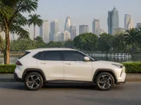 Toyota Yaris Cross — сбоку