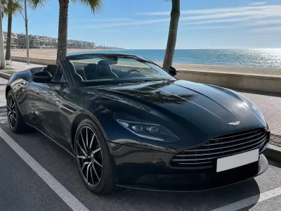 Aston Martin DB11 Volante