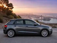 Audi A1 — side