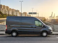 Ford Transit H2 350 L2 — seitlich