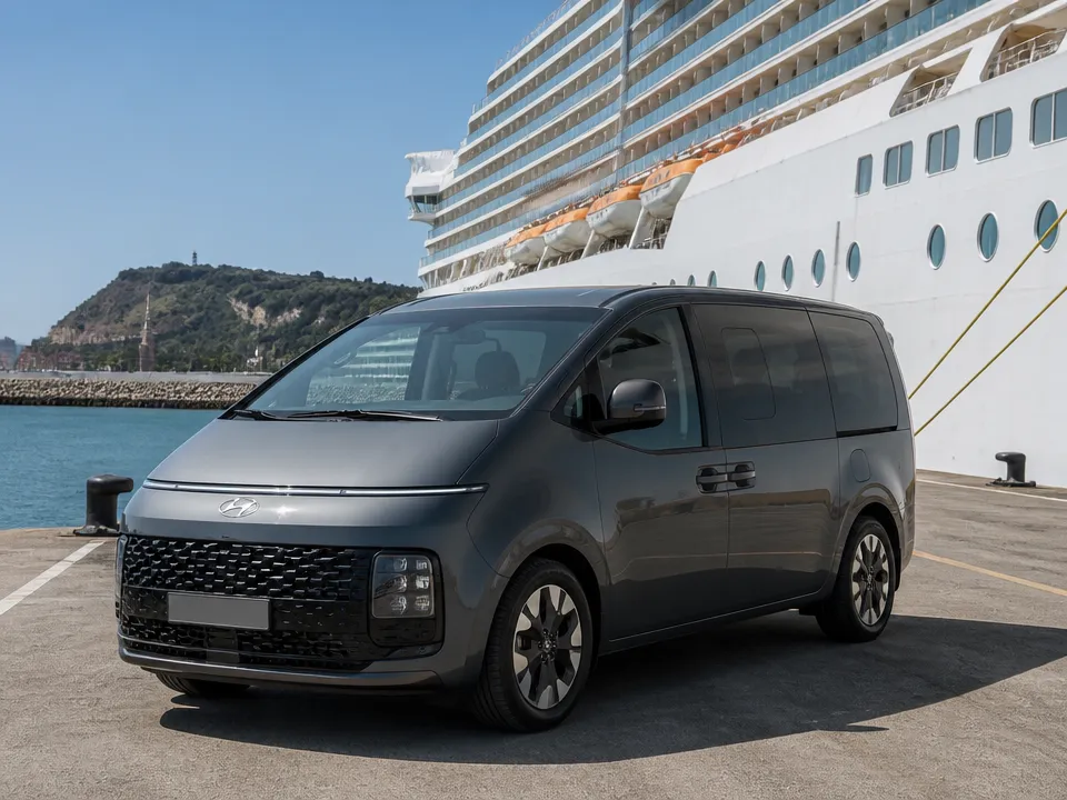 Hyundai Staria — car rental in Spain