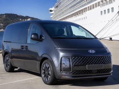 Hyundai Staria