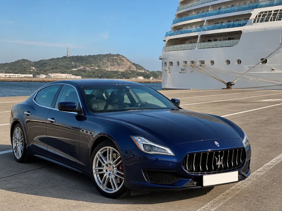 Maserati Quattroporte SQ4 — car rental in Barcelona