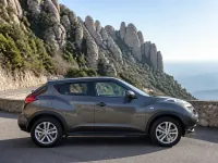 Nissan Juke — seitlich