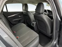 Peugeot 408 — 内饰