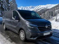 Renault Trafic — front