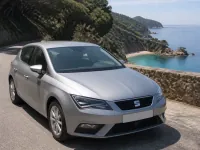 Seat Leon — front