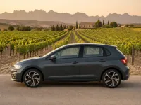 Volkswagen Polo — сбоку