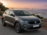 Volkswagen T-Roc — спереди