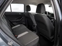Volkswagen T-Roc — салон