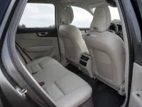Volvo XC60 — interior