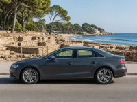 Audi A4 — side