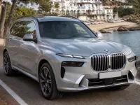 BMW X7 — спереди