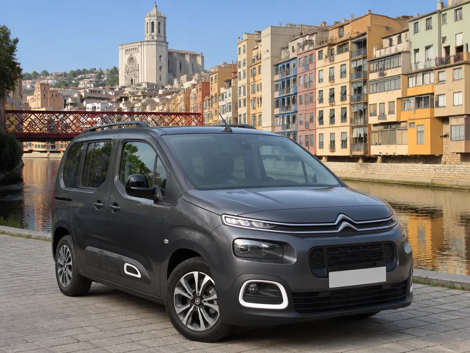 Citroen Berlingo — Mietwagen an der Costa Brava