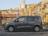 Citroen Berlingo — seitlich