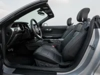 Ford Mustang GT Convertible — intérieur