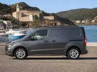 Ford Transit Connect — seitlich