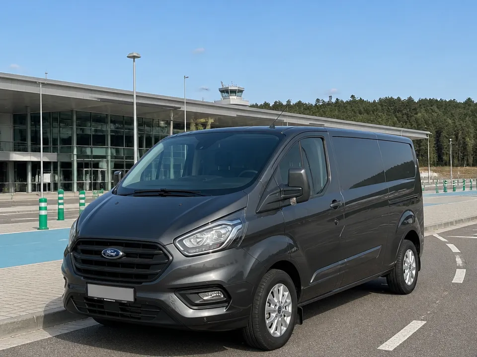 Ford Transit — Mietwagen an der Costa Brava