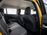 Jeep Avenger — салон
