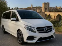 Mercedes-Benz V-Class 300 — front