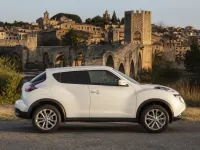 Nissan Juke — сбоку