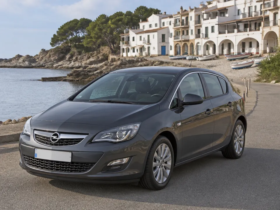 Opel Astra — Mietwagen an der Costa Brava