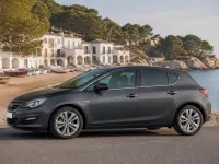 Opel Astra — lateral