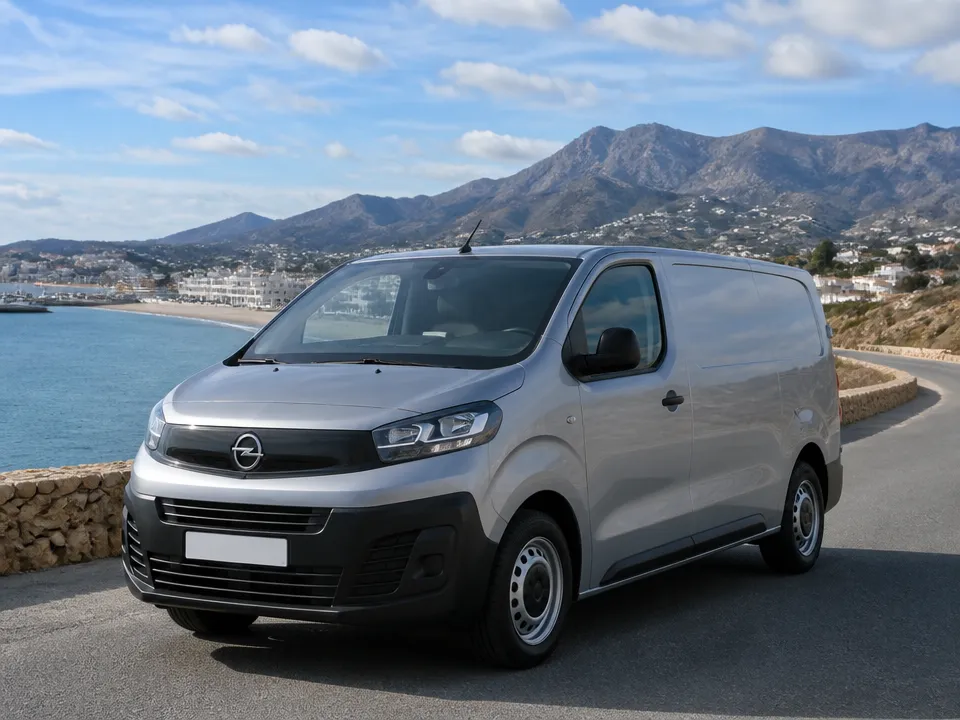 Opel Vivaro Cargo — Mietwagen an der Costa Brava