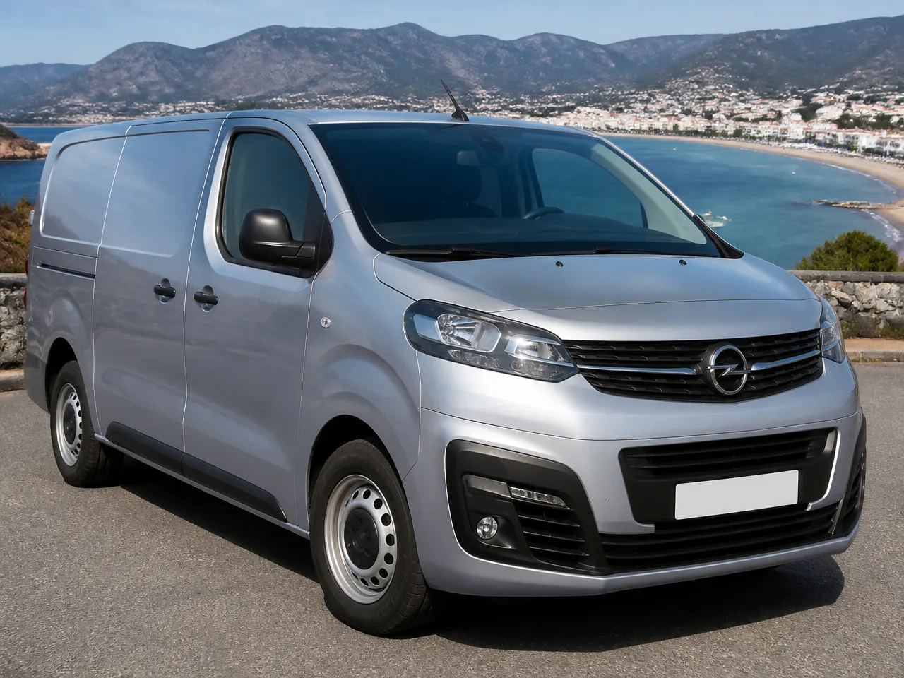 Opel Vivaro Cargo — frontal