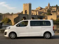 Opel Vivaro Life — seitlich