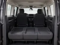 Opel Vivaro Life — Innenraum