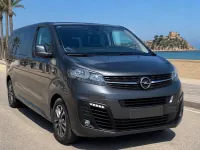 Opel Zafira Life — front