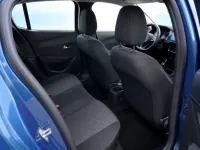 Peugeot 208 — interior