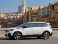 Peugeot 5008 — profil