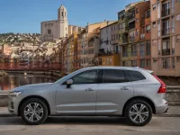 Volvo XC60 — seitlich