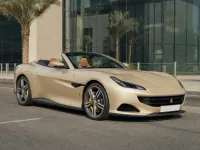 Ferrari Portofino — الأمام