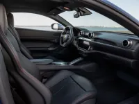 Ferrari Portofino — المقصورة الداخلية